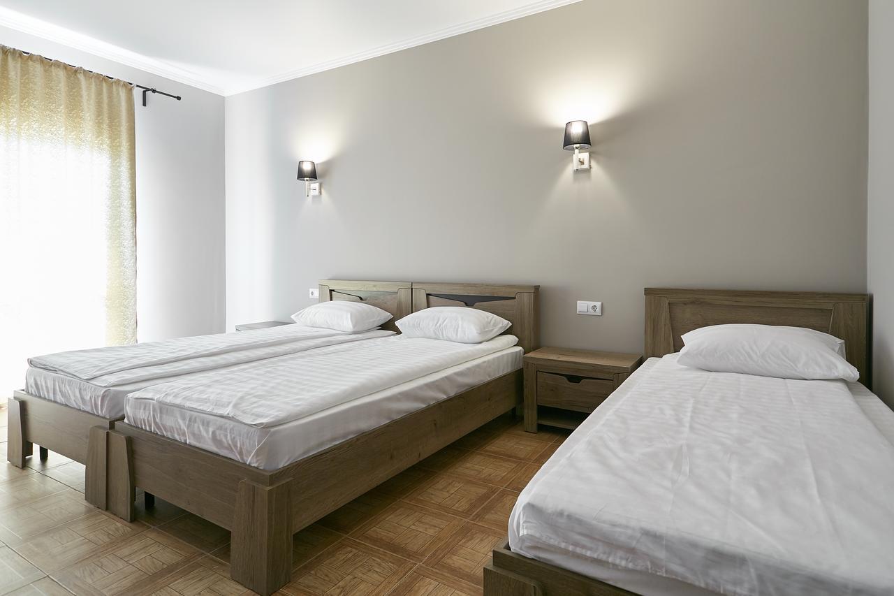 غاغرا Astan Hotel المظهر الخارجي الصورة